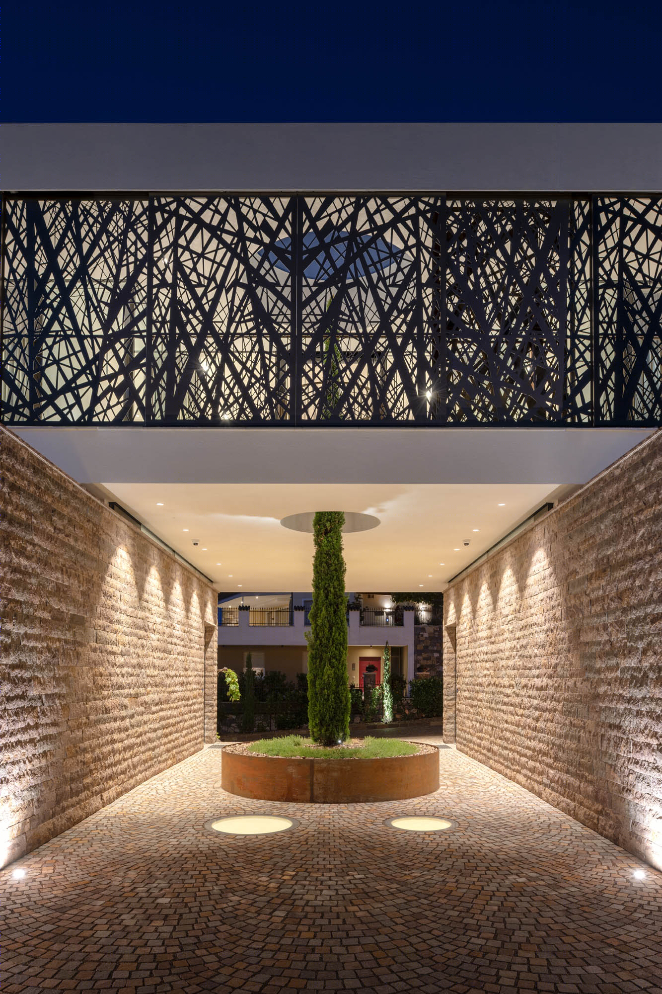 三世代共享家园 · House P2 绿色线性景观别墅丨monovolume architecture + design-22