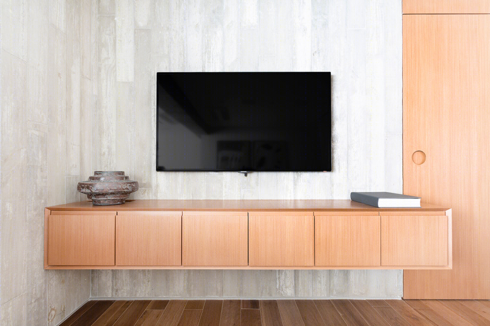 巴西现代简约公寓 | 社交大厅与私密空间的完美整合-17