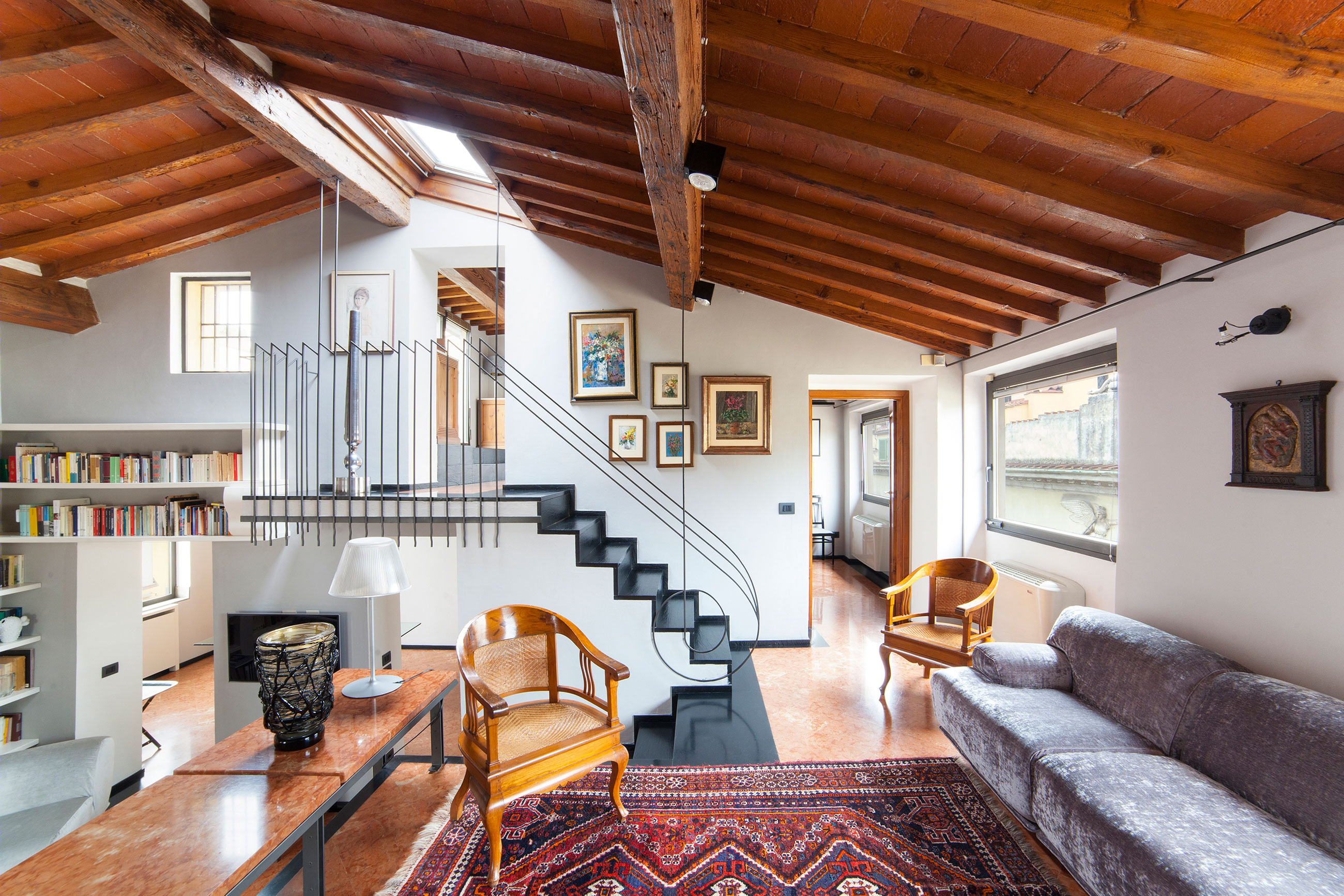 GG Private House-1