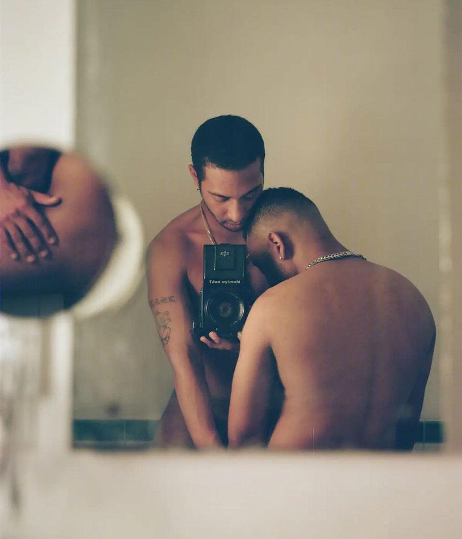 彩虹之家的挑战 | LGBTQ+摄影师如何通过“选择家庭”打破传统-23