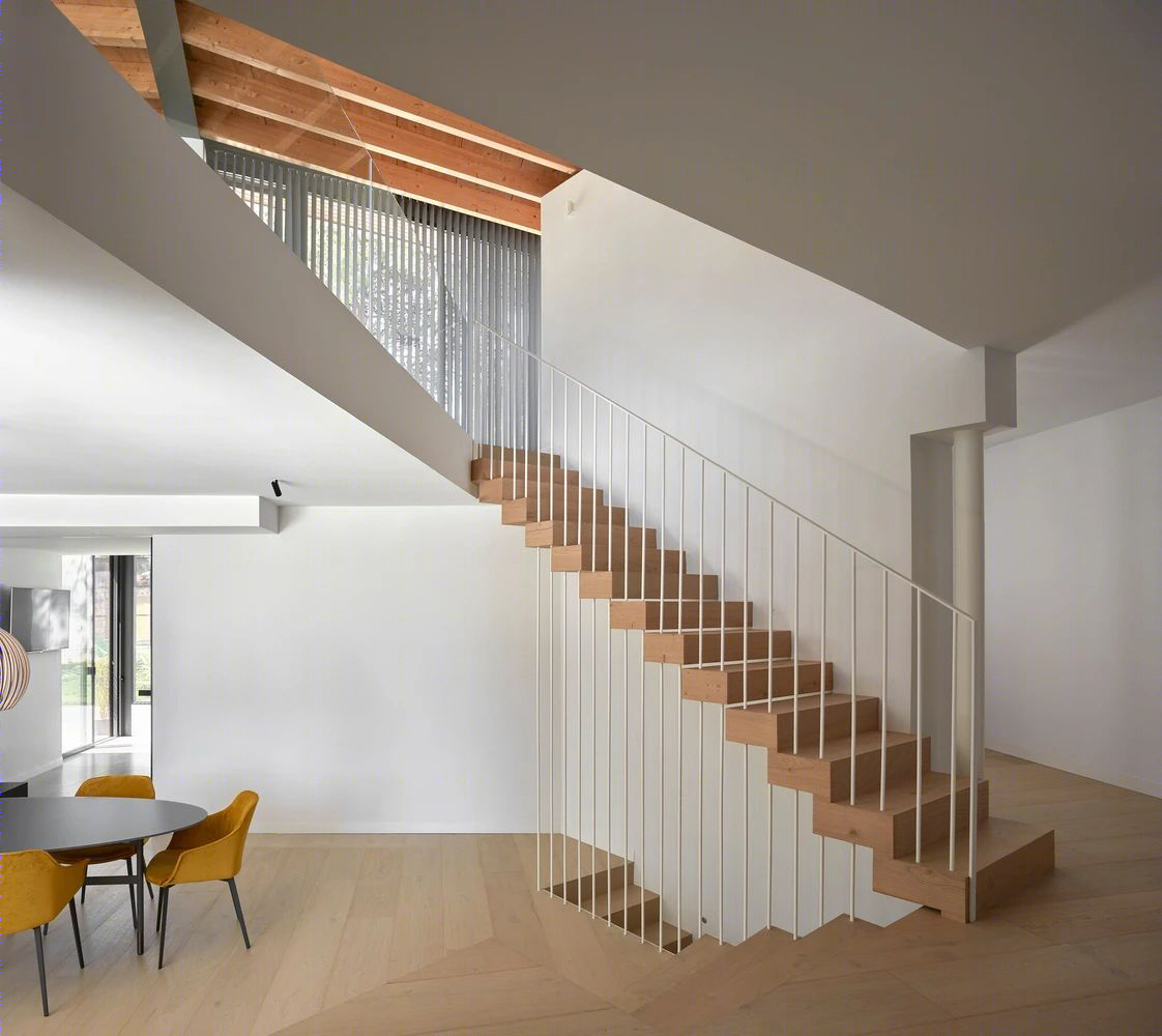 楼梯之美的空间魔法-24