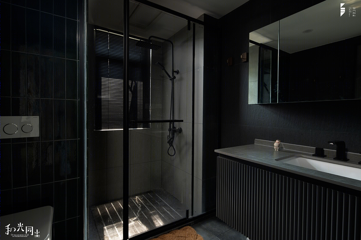 现代混搭平层设计，解决洗漱难题-24