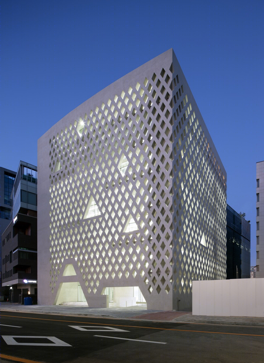 韩国“麻谷蜂巢”办公楼(2020)-45