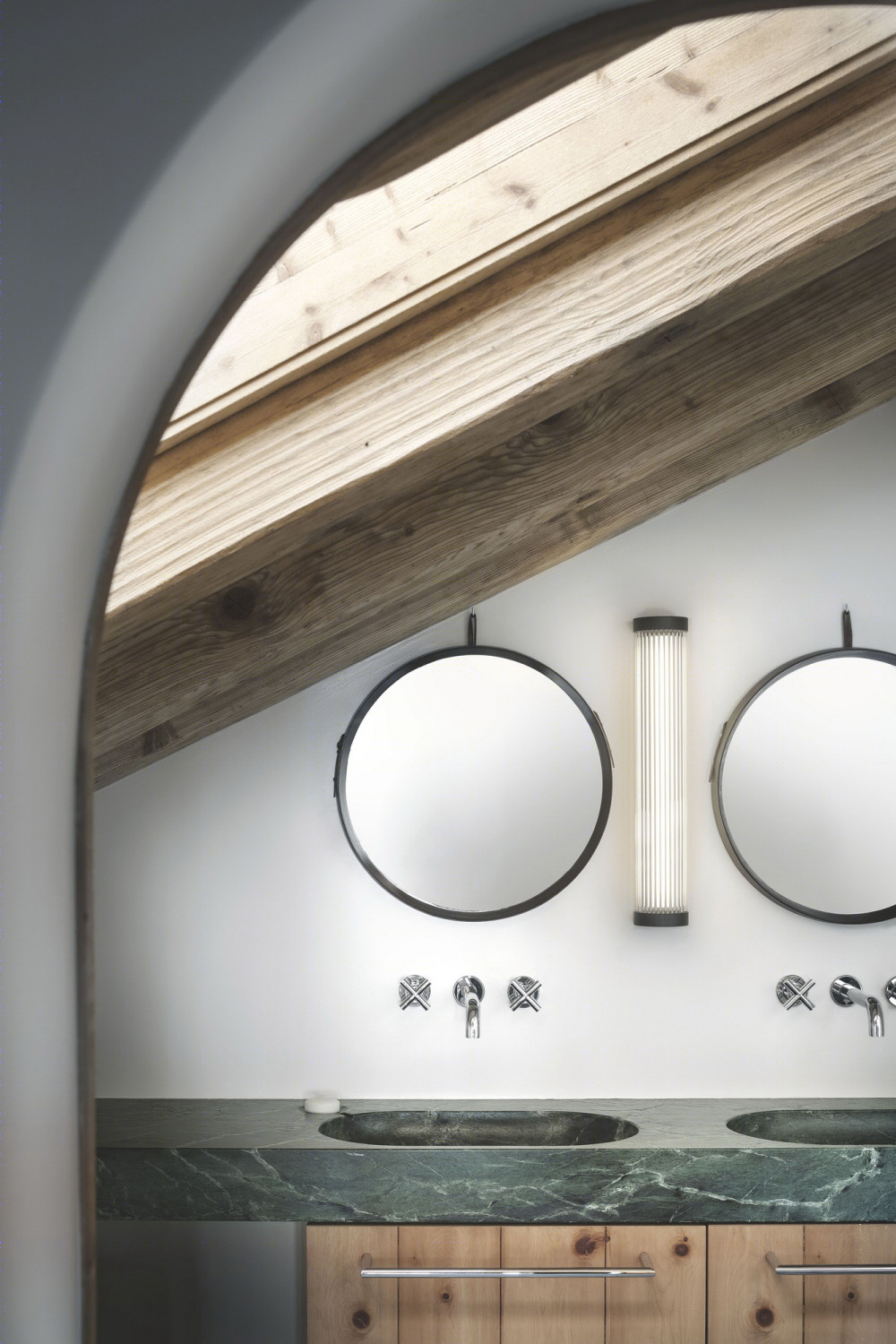 山间公寓 / deamicisarchitetti-17