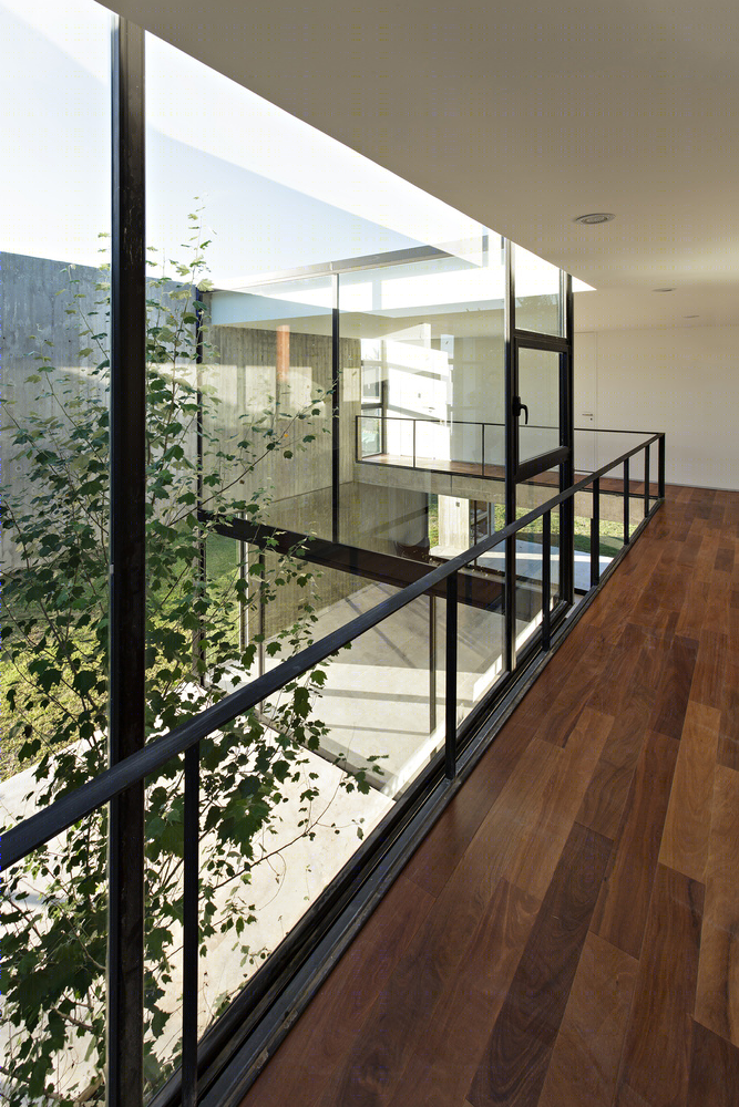 阿根廷“House in La Comarca”融入自然，打造开放式家庭空间-42