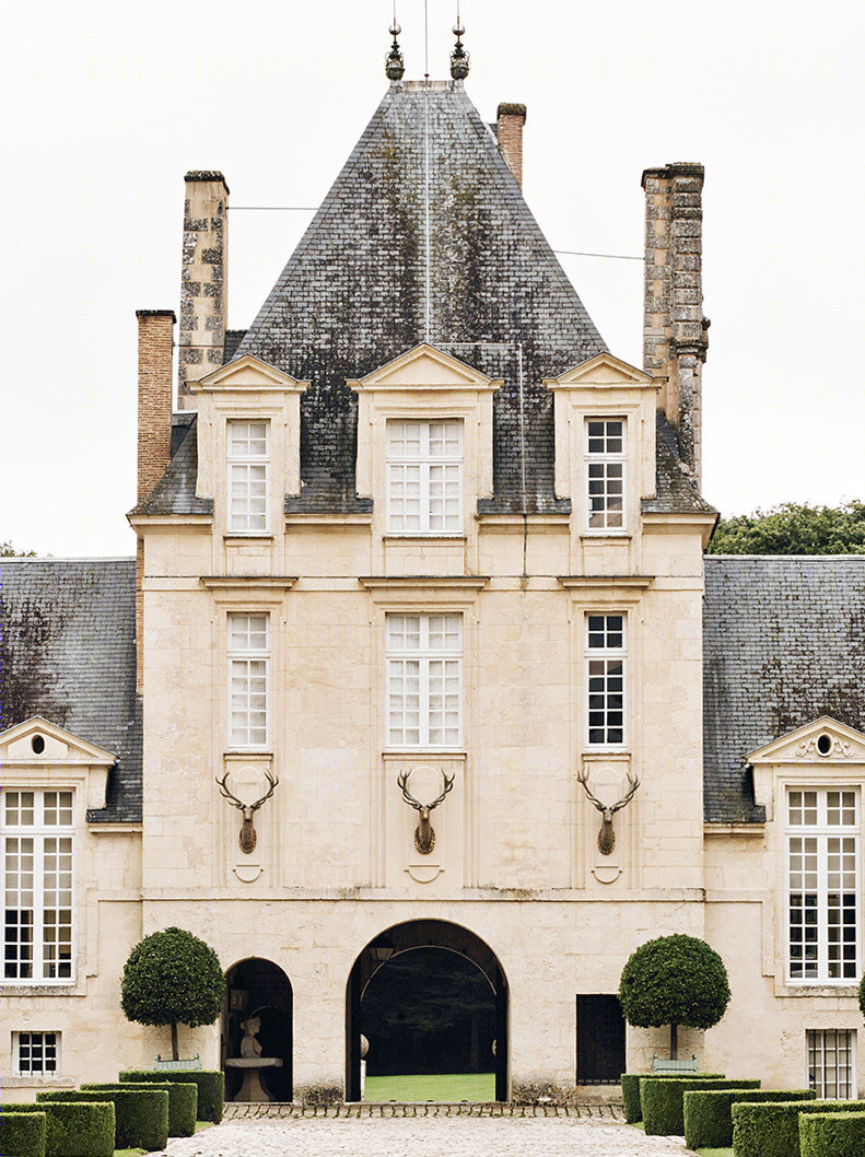 Hubert de Givenchy 的巴黎风格城堡丨法国丨法国建筑师 Fernand Pouillon-2