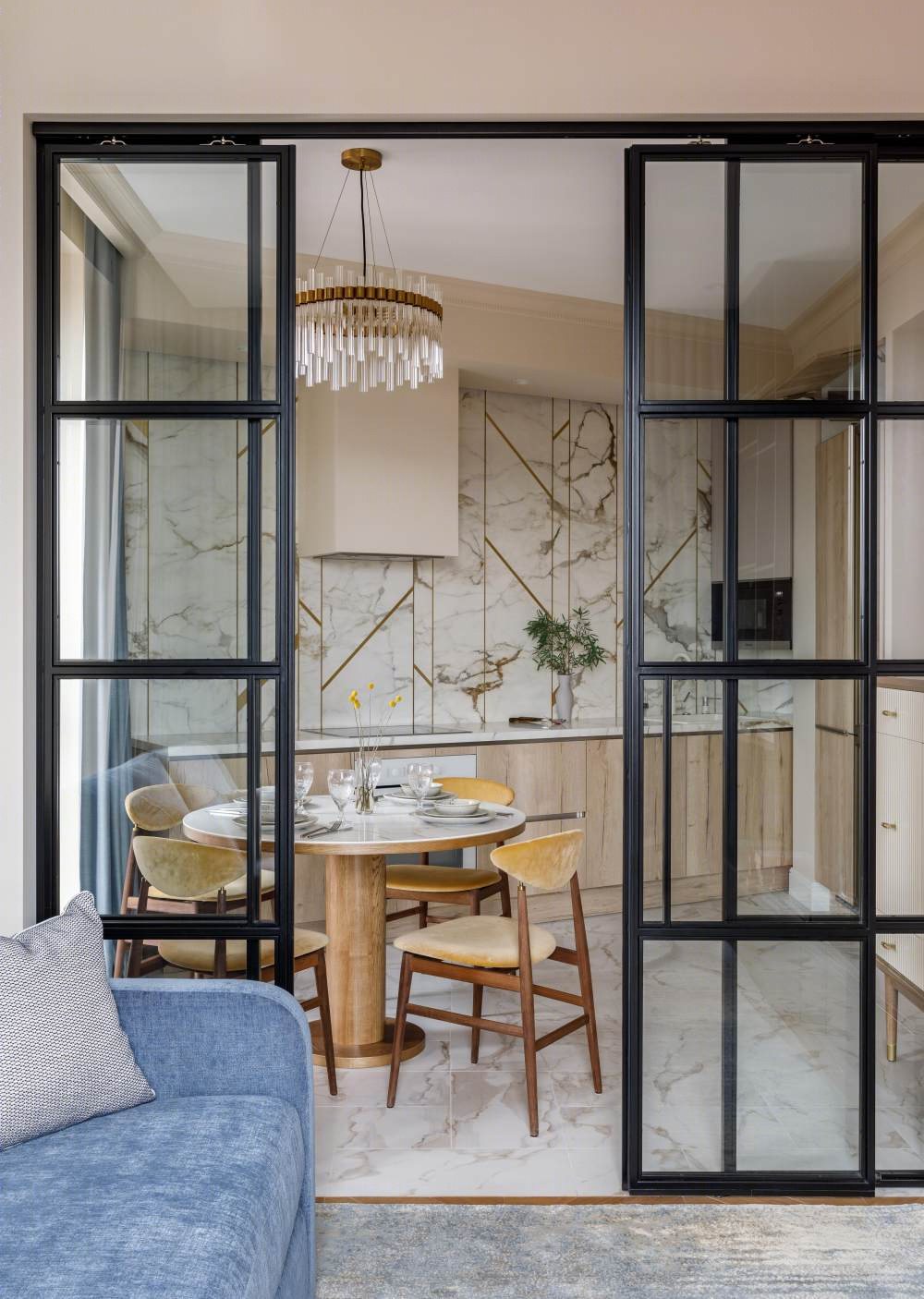 玻璃隔断打造灵动空间，40 个设计灵感案例-39