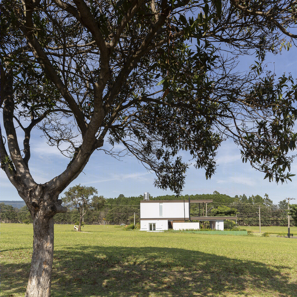 巴西 BT 别墅 | 金属结构与自然光的完美融合-71