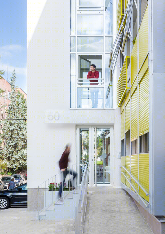 马德里社区住宅修复示范项目-38