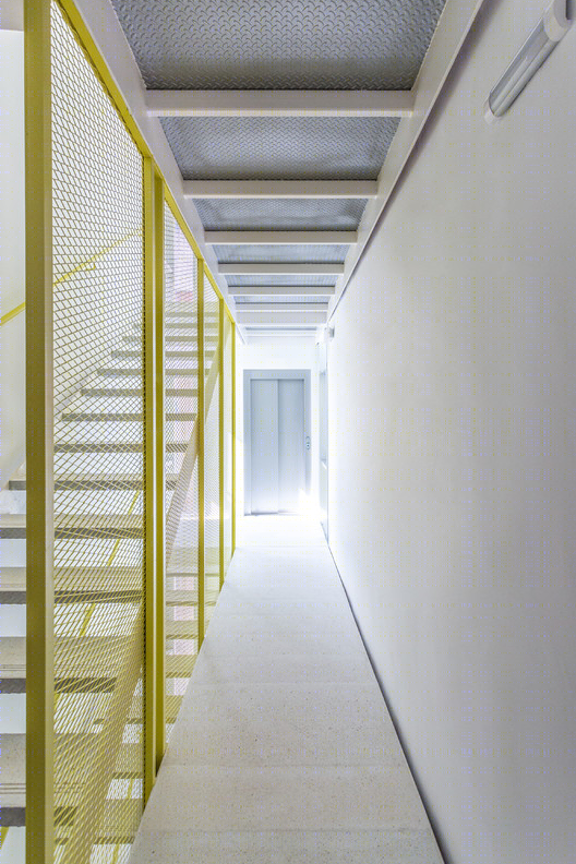 马德里社区住宅修复示范项目-43