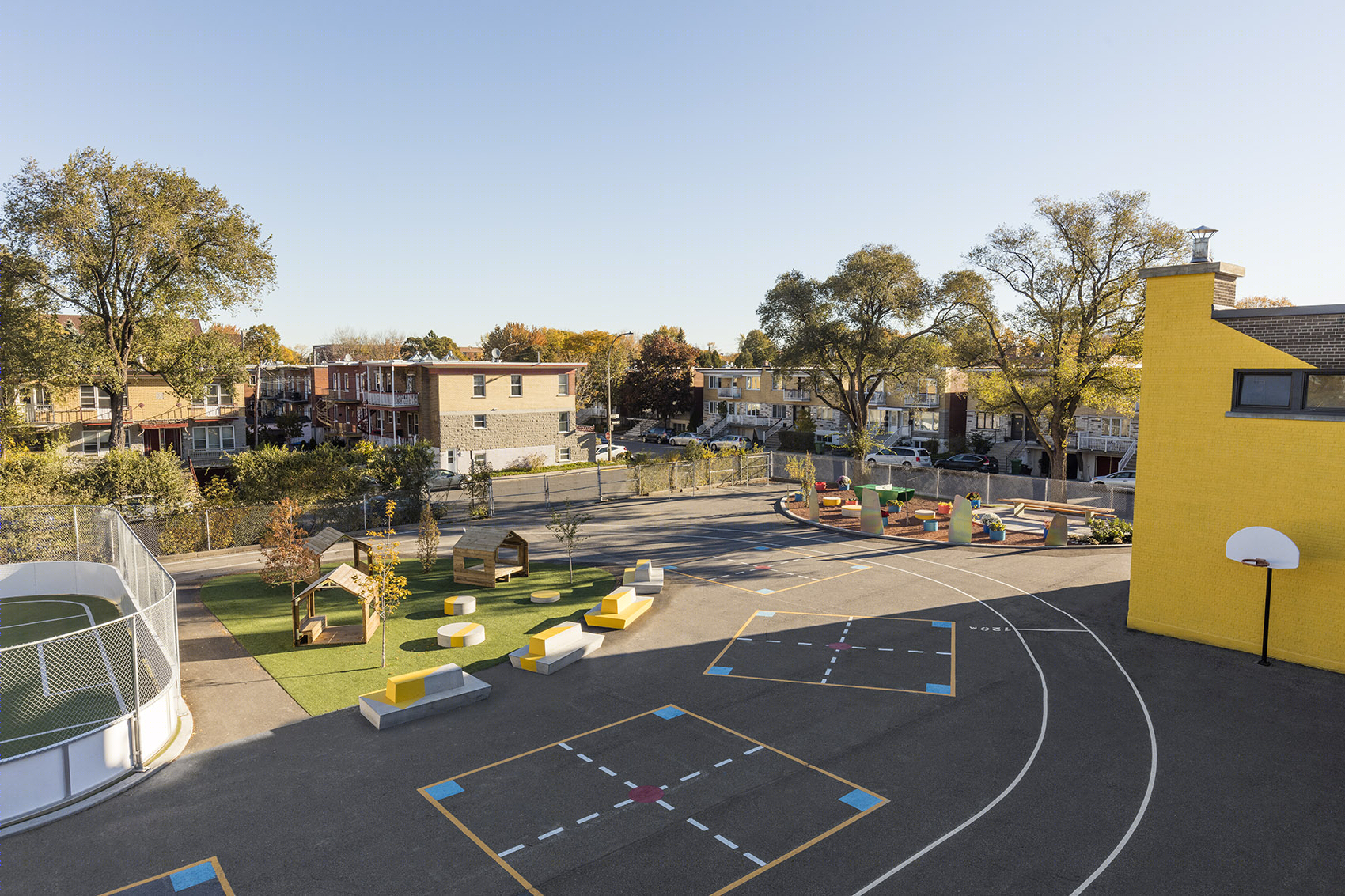 加拿大蒙特利尔École Sainte-Anne 小学 多功能户外空间促学生身心发展-39