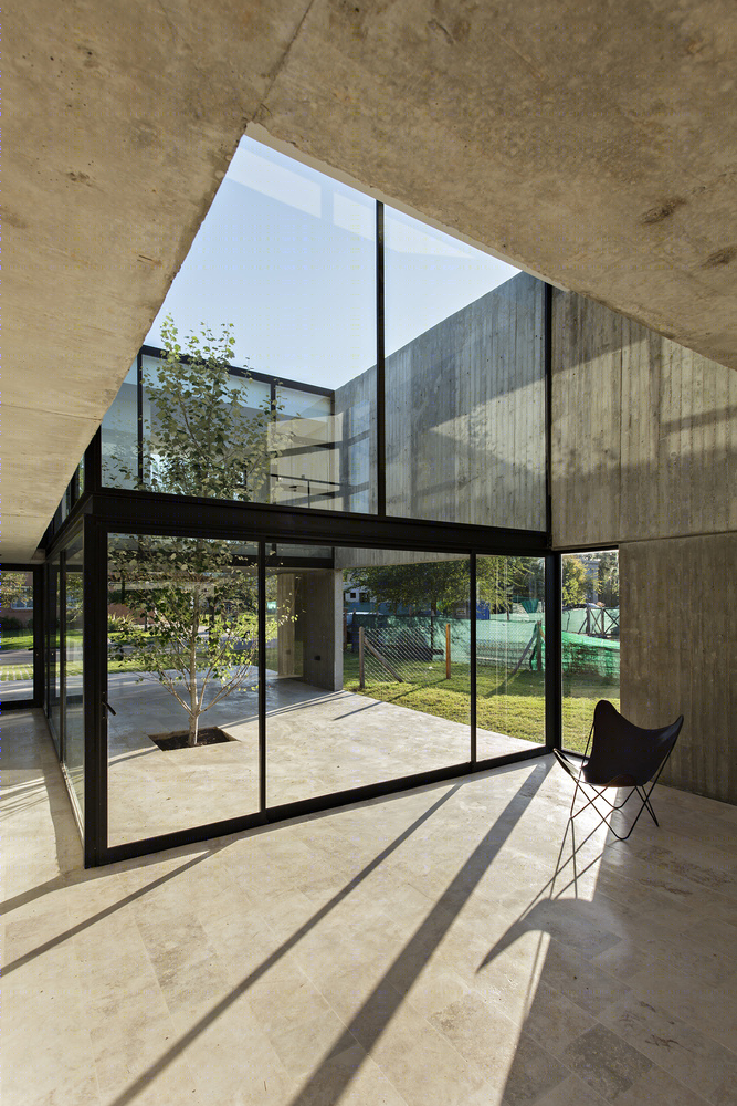 阿根廷“House in La Comarca”融入自然，打造开放式家庭空间-50