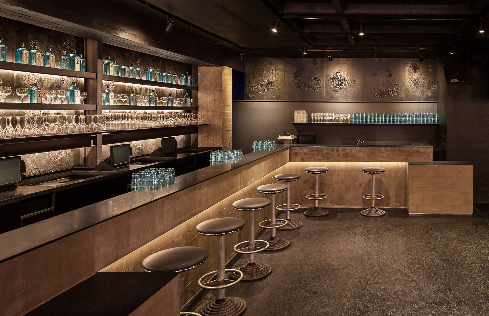 柏林夜店“周末之家”酒吧更新,历史语境下的现代实验-5