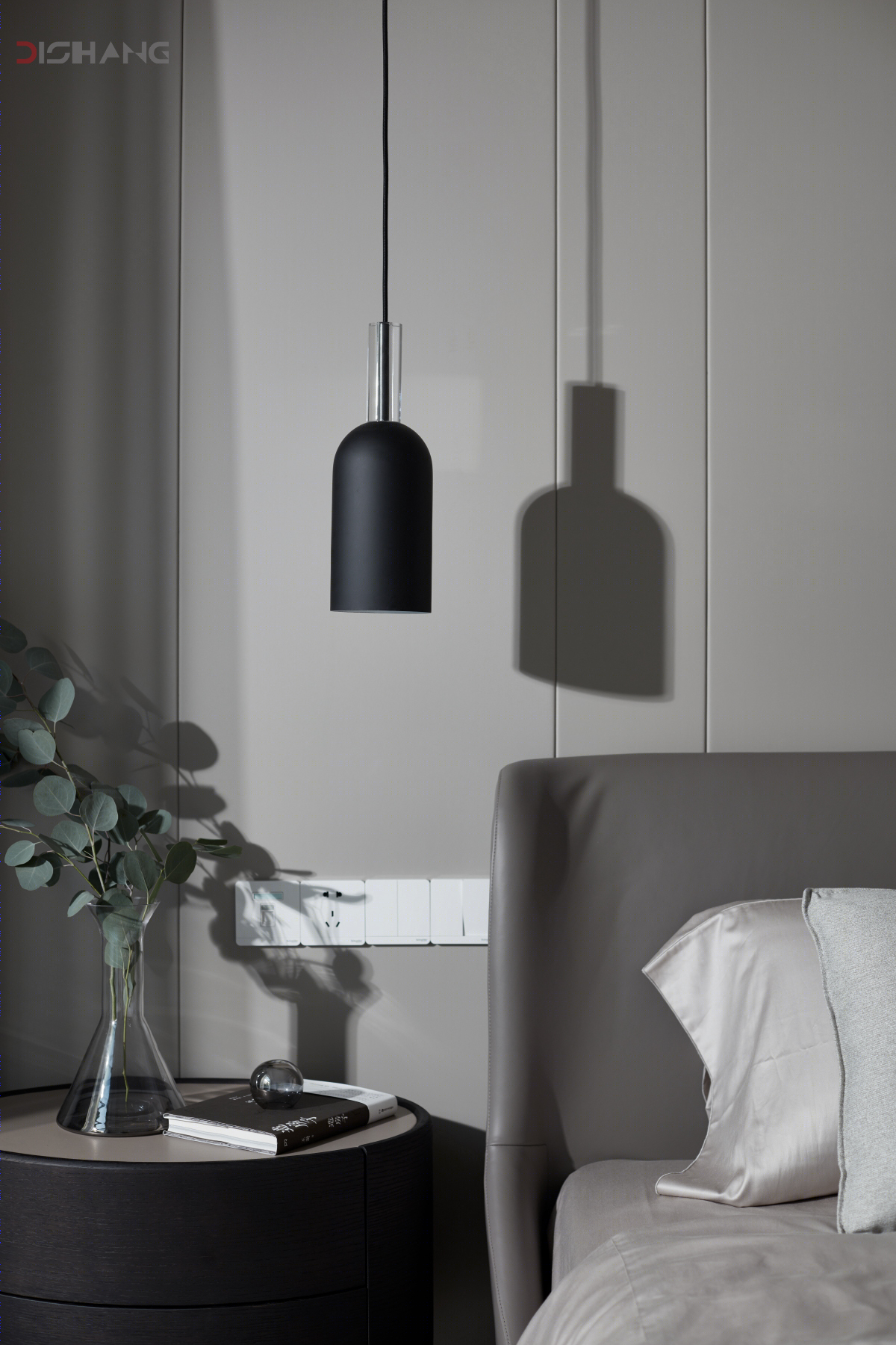 现代台式风格打造简约高级感生活空间-32