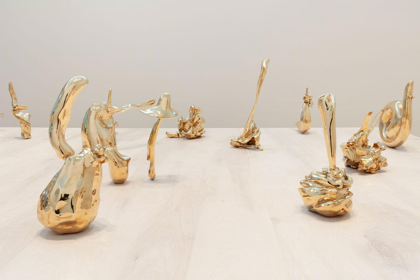 生機盎然的生物形態雕塑 | Alma Allen 的 bronze 奇幻世界-10