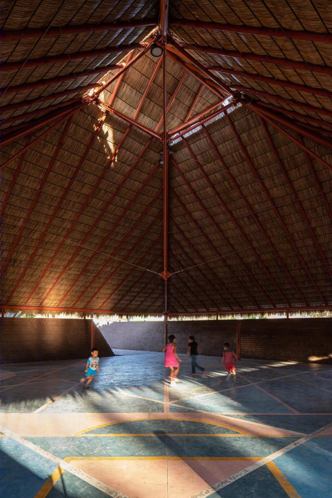 墨西哥 Nayarit 三广场重建 | 砖石之美,公共空间新生-19