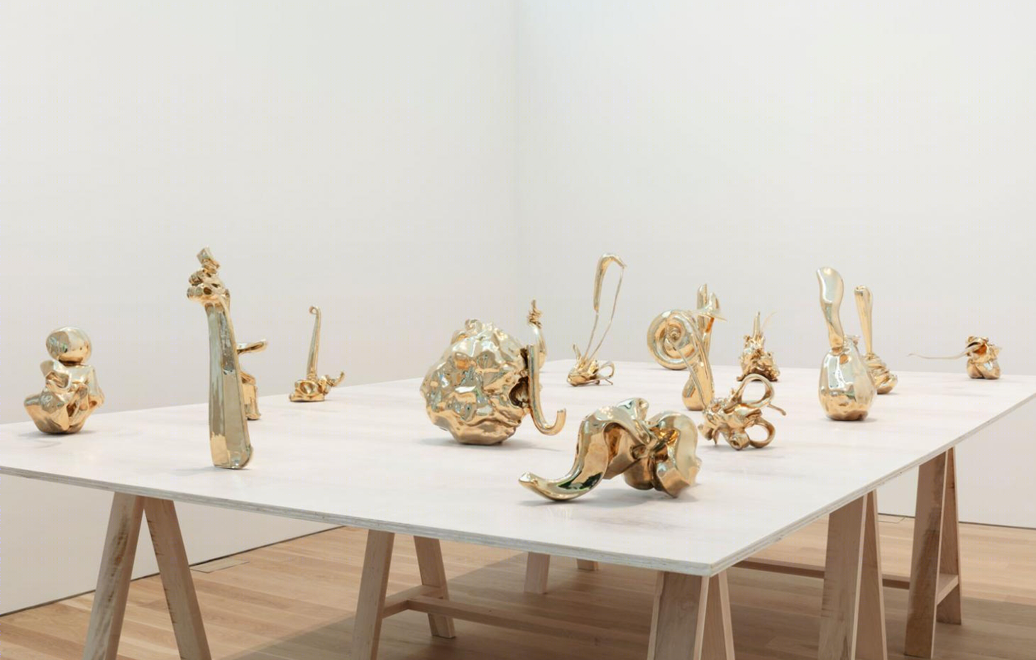 生機盎然的生物形態雕塑 | Alma Allen 的 bronze 奇幻世界-17