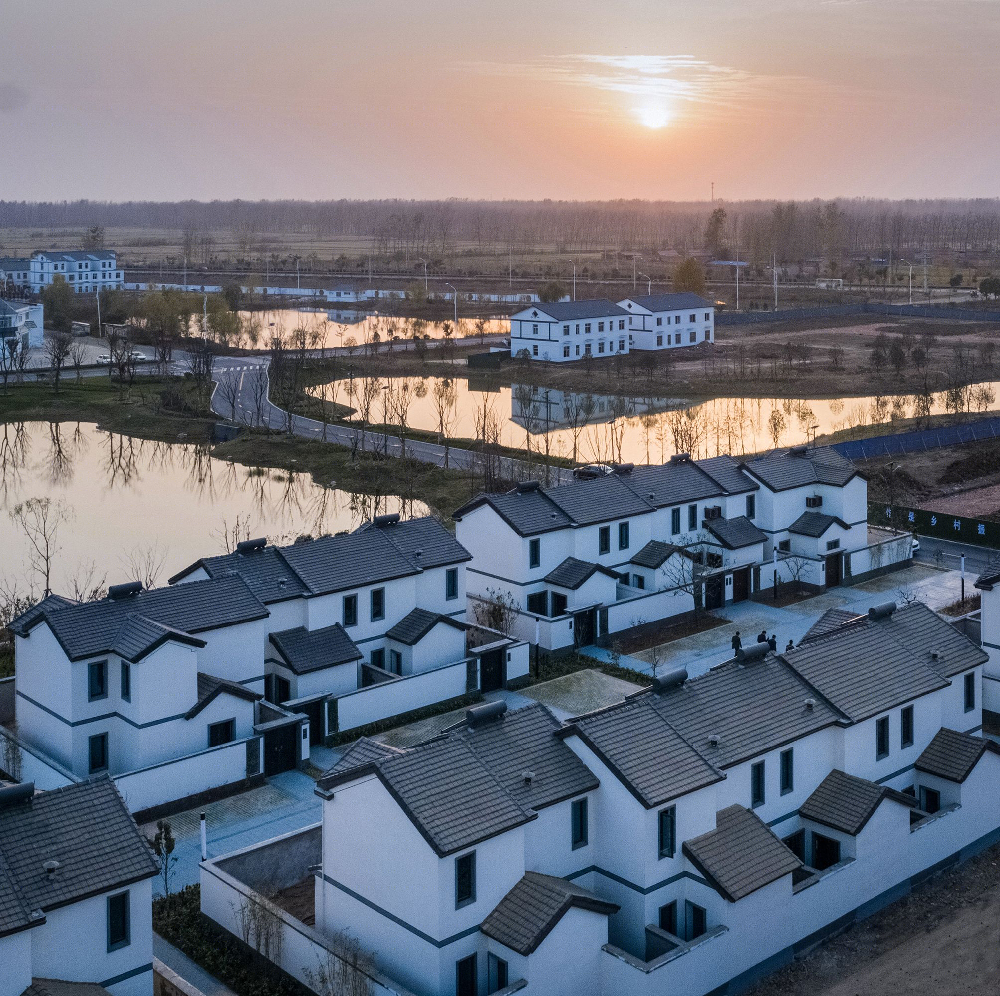 低成本农村住房设计典范丨中国江苏丨Bluetown Architects-19