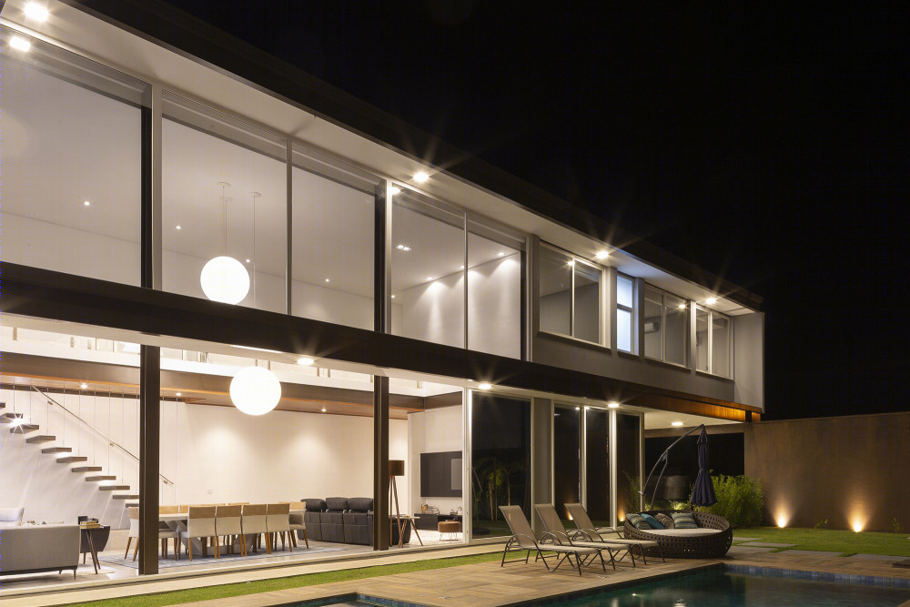 巴西 BT 别墅 | 金属结构与自然光的完美融合-93