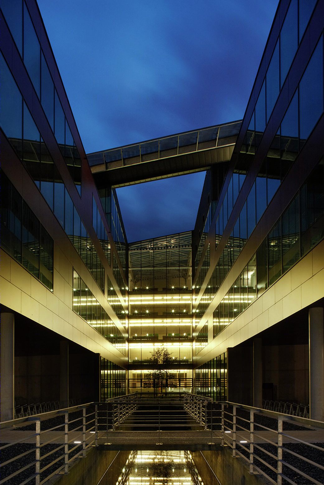 VIVES 大学学院布吕赫校区-28