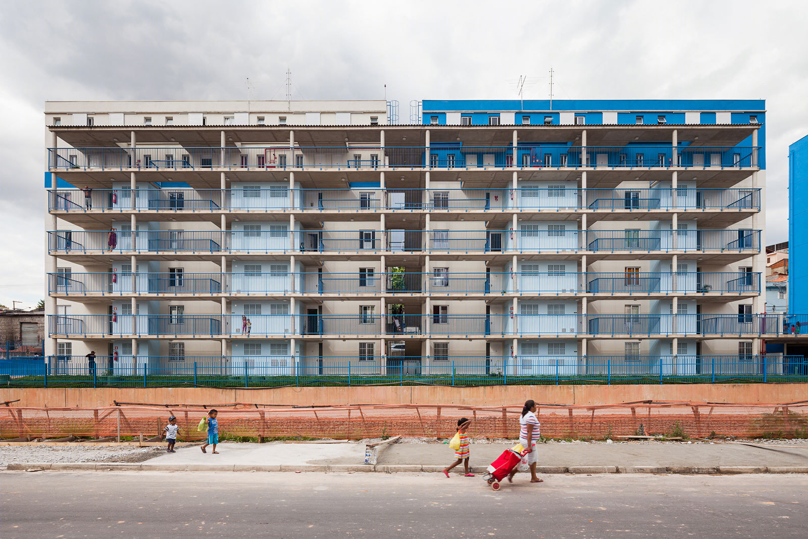 巴西 Sapé社区重建 | 公共空间与住宅融合的城市设计-26