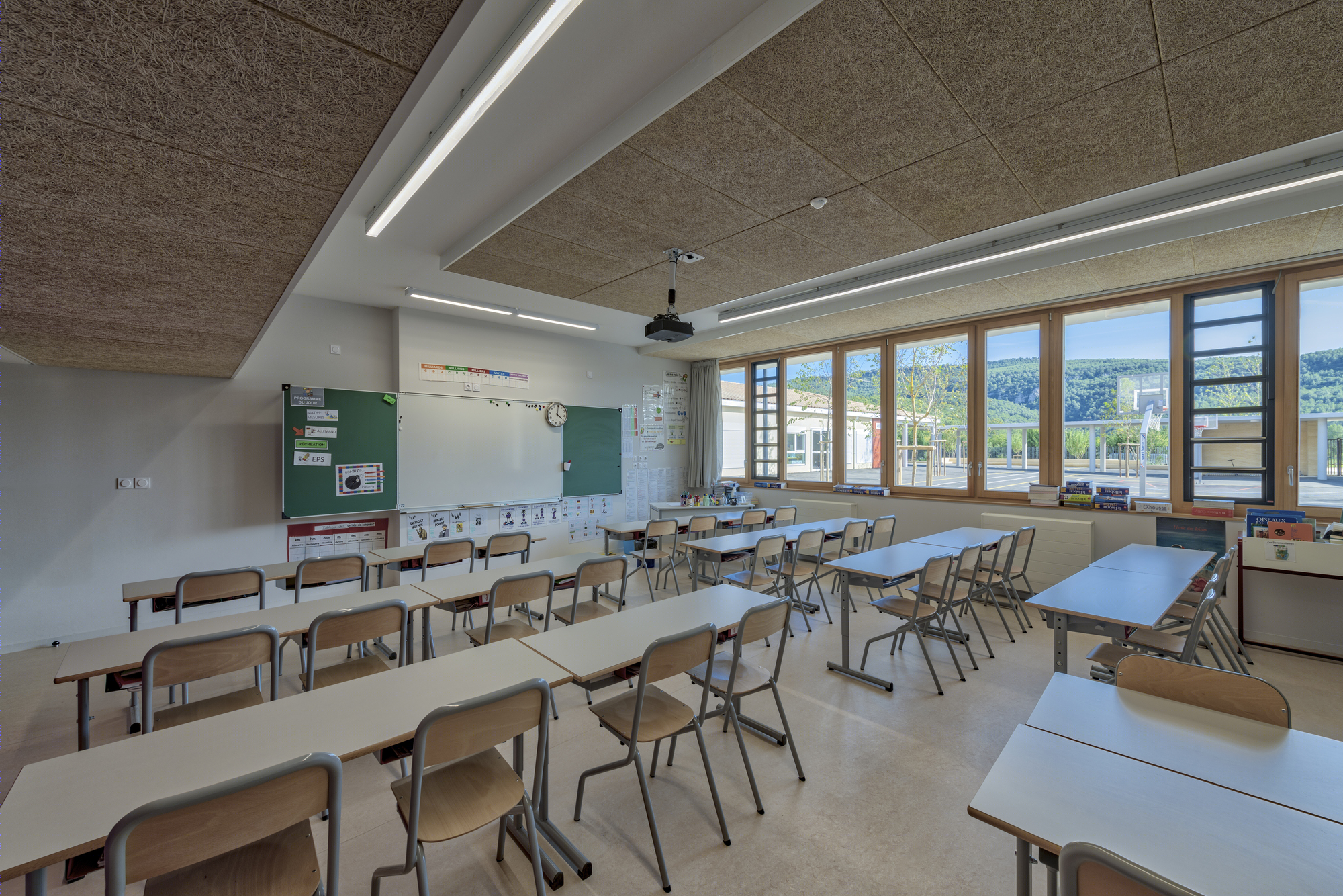 法国 Cuges-les-Pins 的 Molina 学校扩建与翻新-5