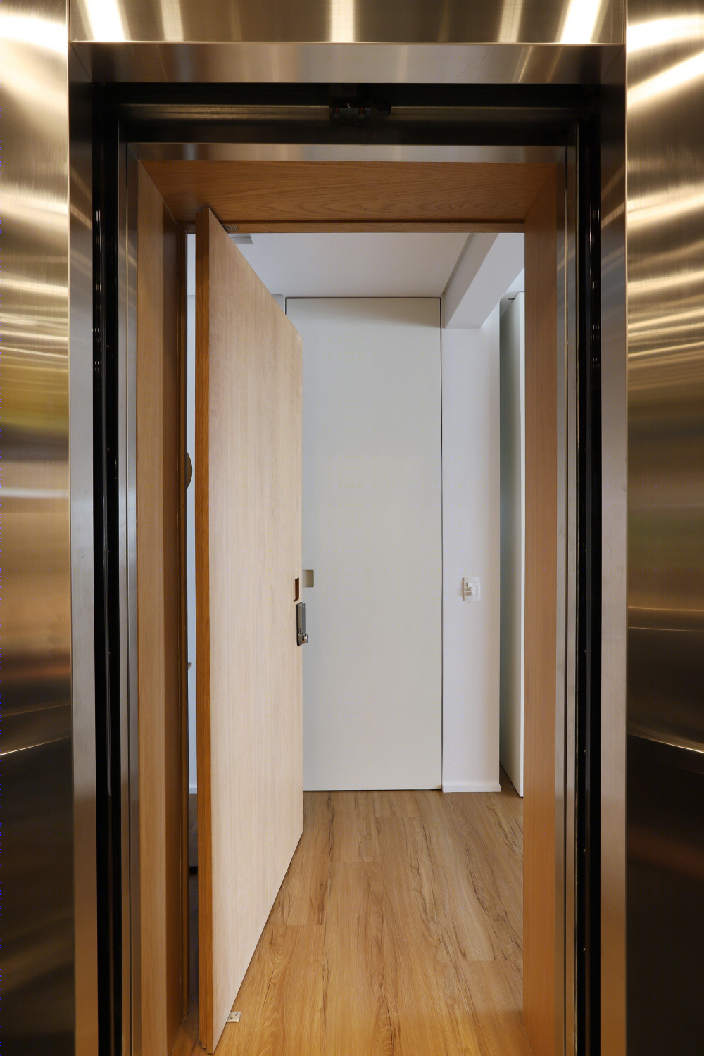 巴西现代简约公寓，社交生活与私密空间的完美融合-22