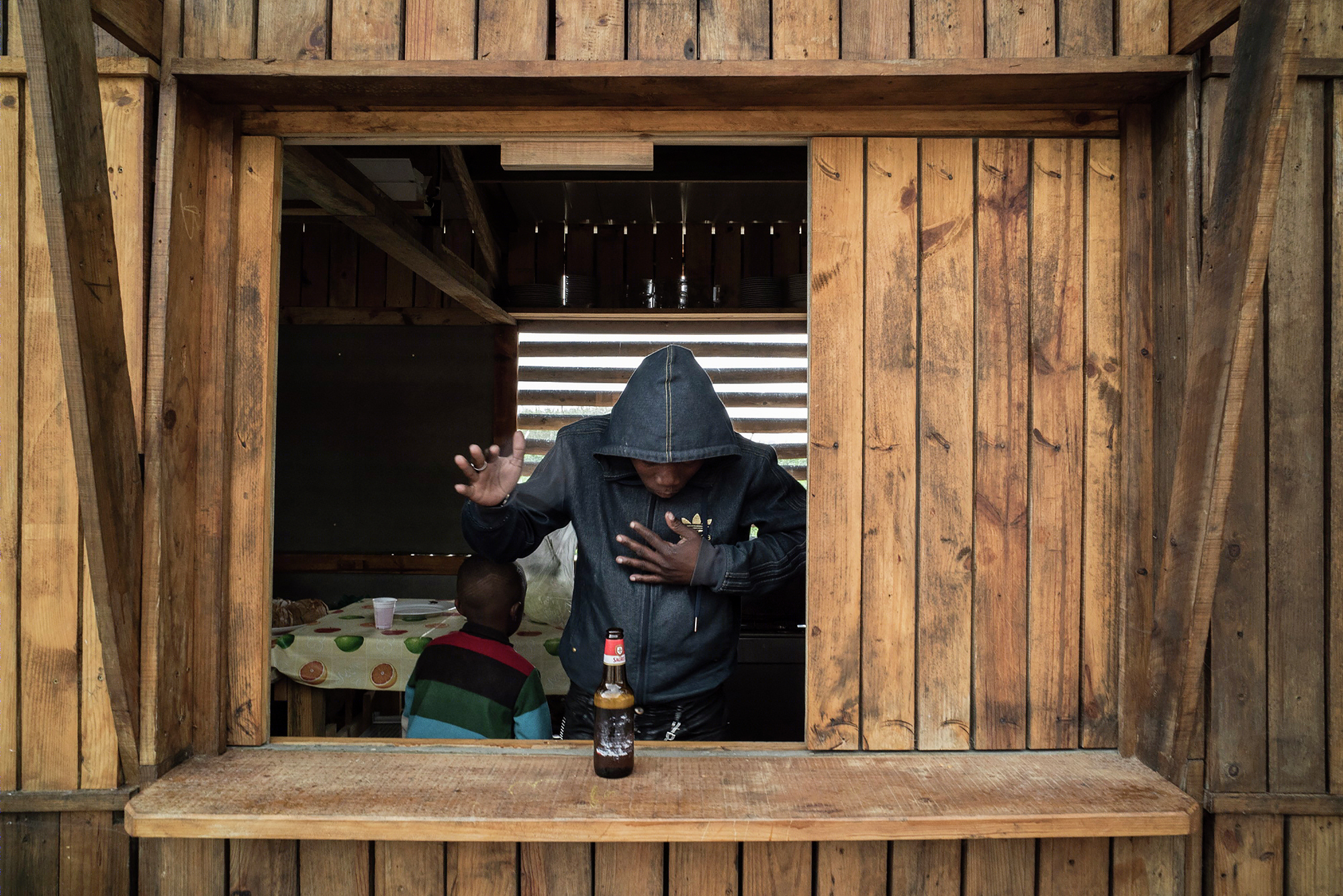 悬崖之上的共享厨房——葡萄牙 Terras da Costa 社区改善计划-44