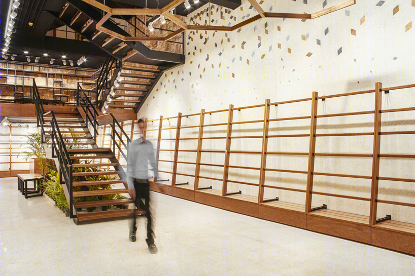 Retale Store(致敬古文明的零售空间设计)-17