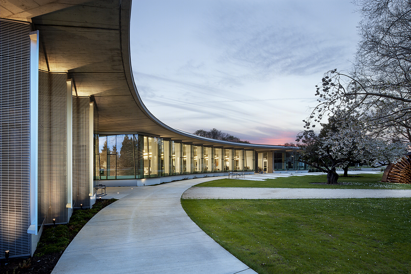 波特兰环保局“折叠式种植坡屋顶”建筑-20