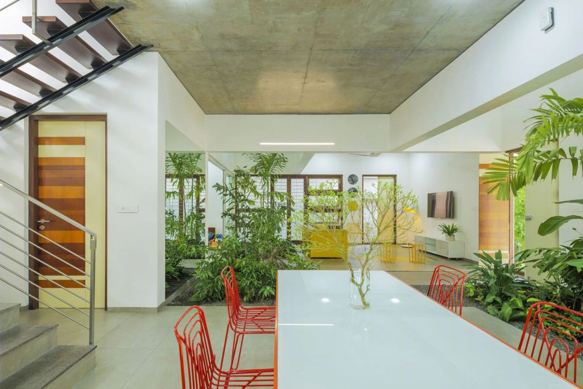 色彩碰撞下的创新住宅丨印度丨LIJO.RENY.Architects-17