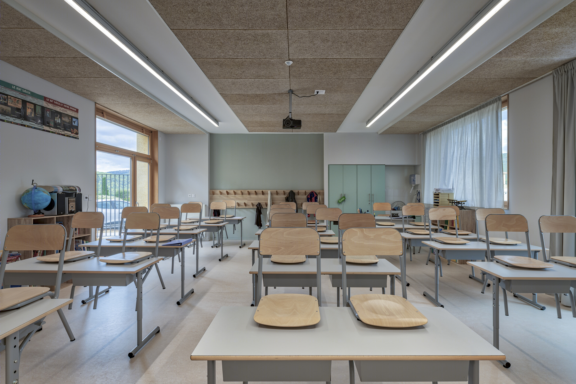 法国 Cuges-les-Pins 的 Molina 学校扩建与翻新-18