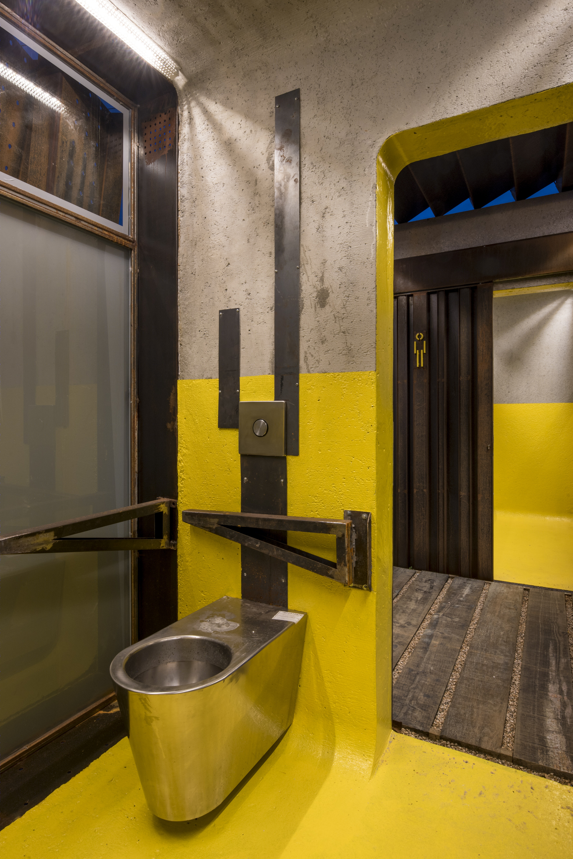 特拉多的生态公共厕所-24