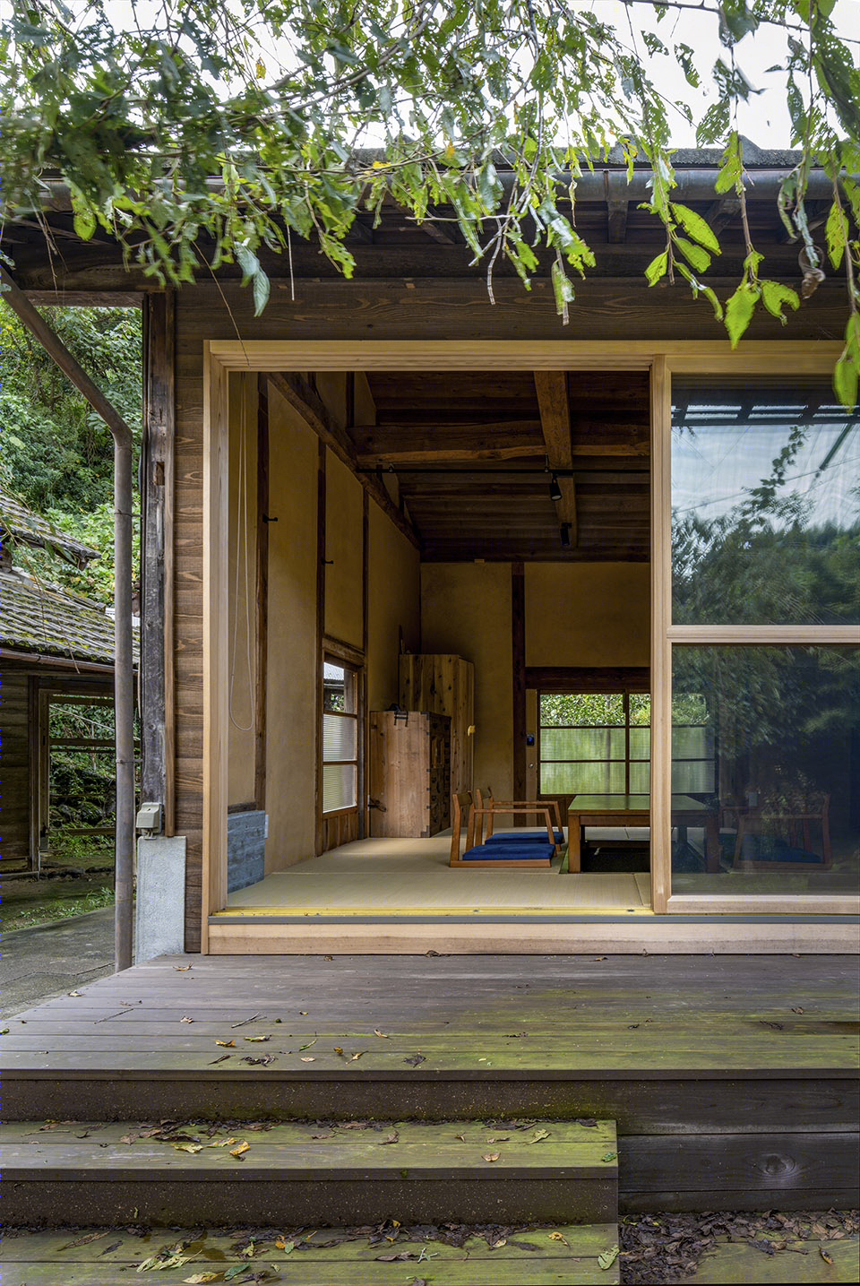 日本神山研究室主屋改造,传统日式住宅的现代新生-17