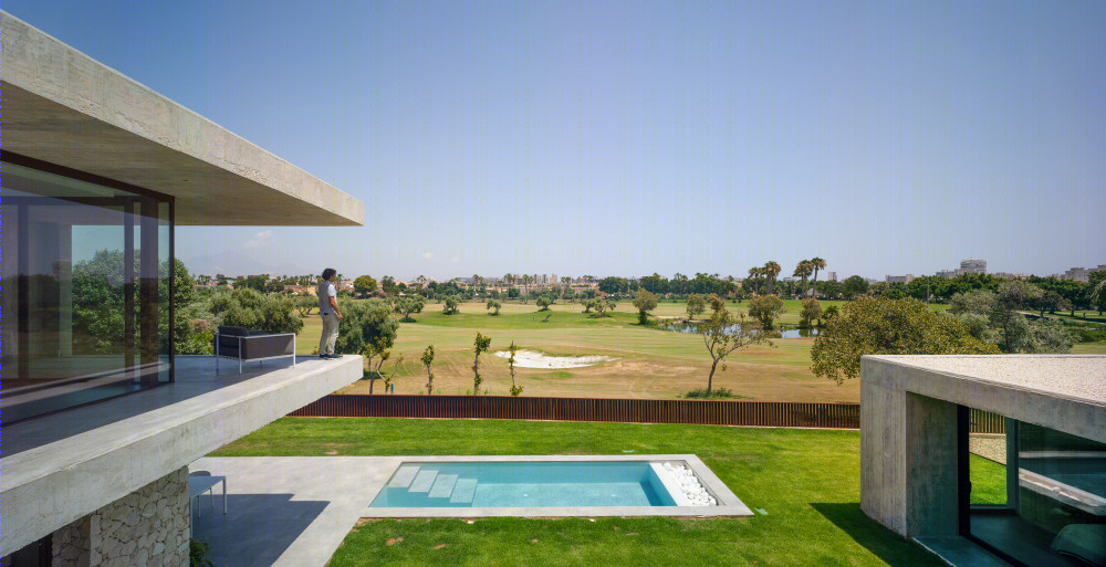 2020 年西班牙高尔夫海滩别墅设计-23