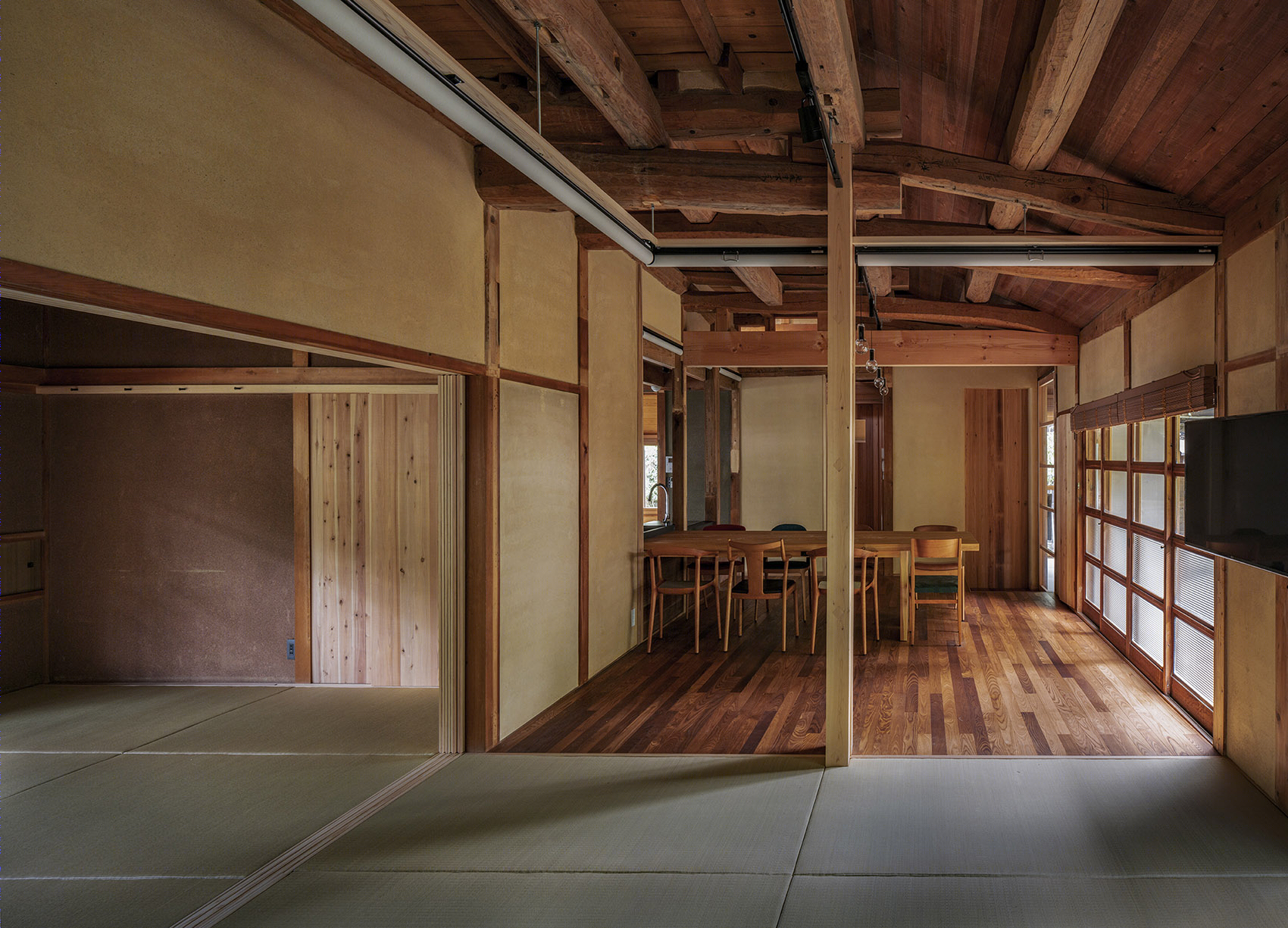 日本神山研究室主屋改造,传统日式住宅的现代新生-31