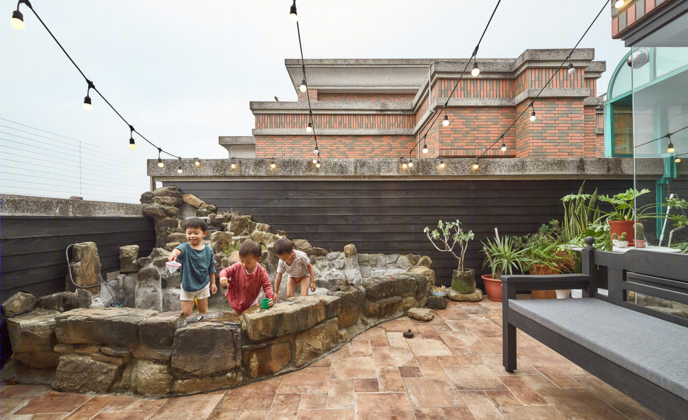 "半伴住宅"开放式设计打破传统家庭空间-39