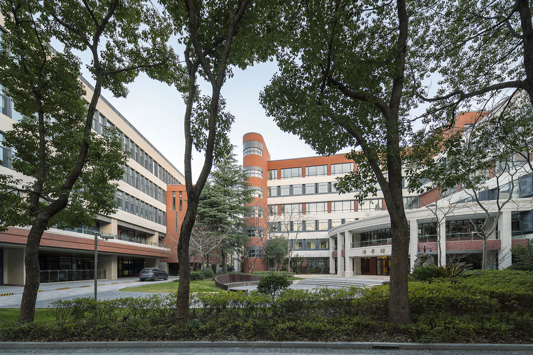 复旦大学附属中学博学楼外立面改造设计服务项目丨中国杨浦丨上海华都建筑规划设计有限公司(HDD)-12