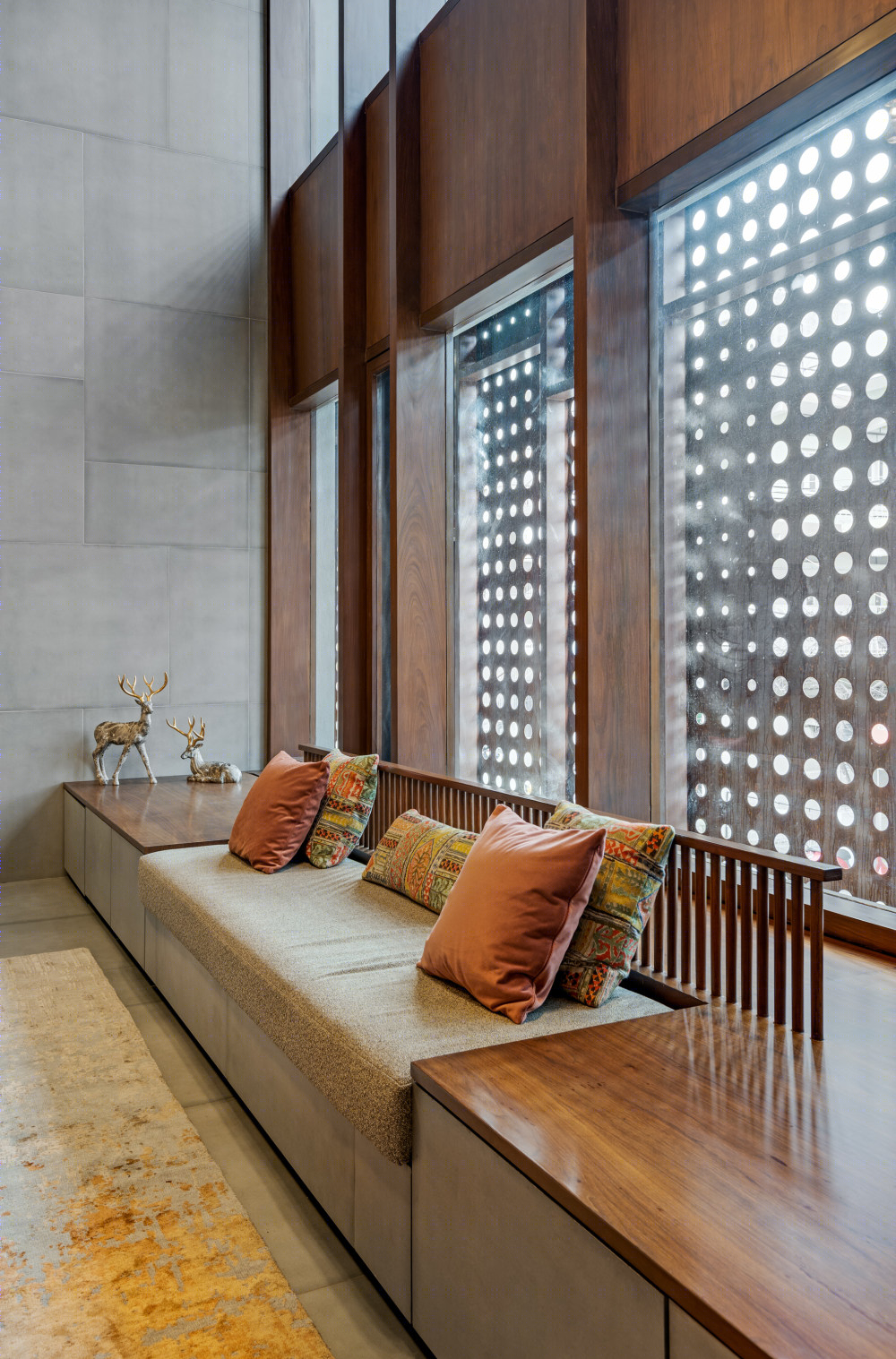 班加罗尔“隐身”三角住宅设计-9