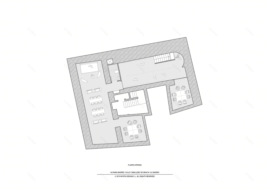 复古建筑中的创意共享空间——Alfama Coworking-23