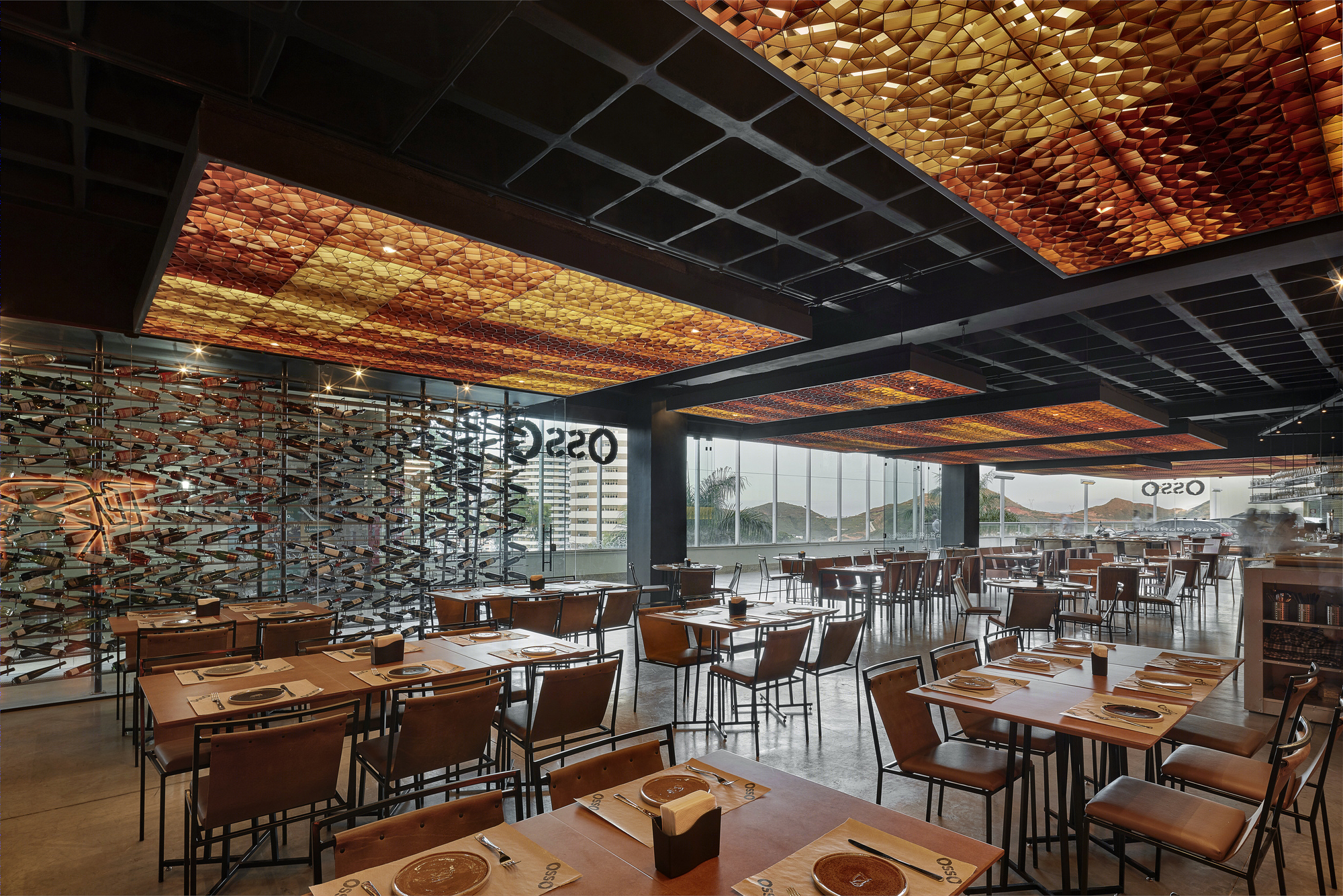 Osso Restaurant 打造现代与乡村风格融合的餐饮空间-21