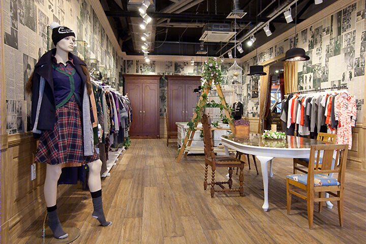 Mood Swings 服装专卖店-0