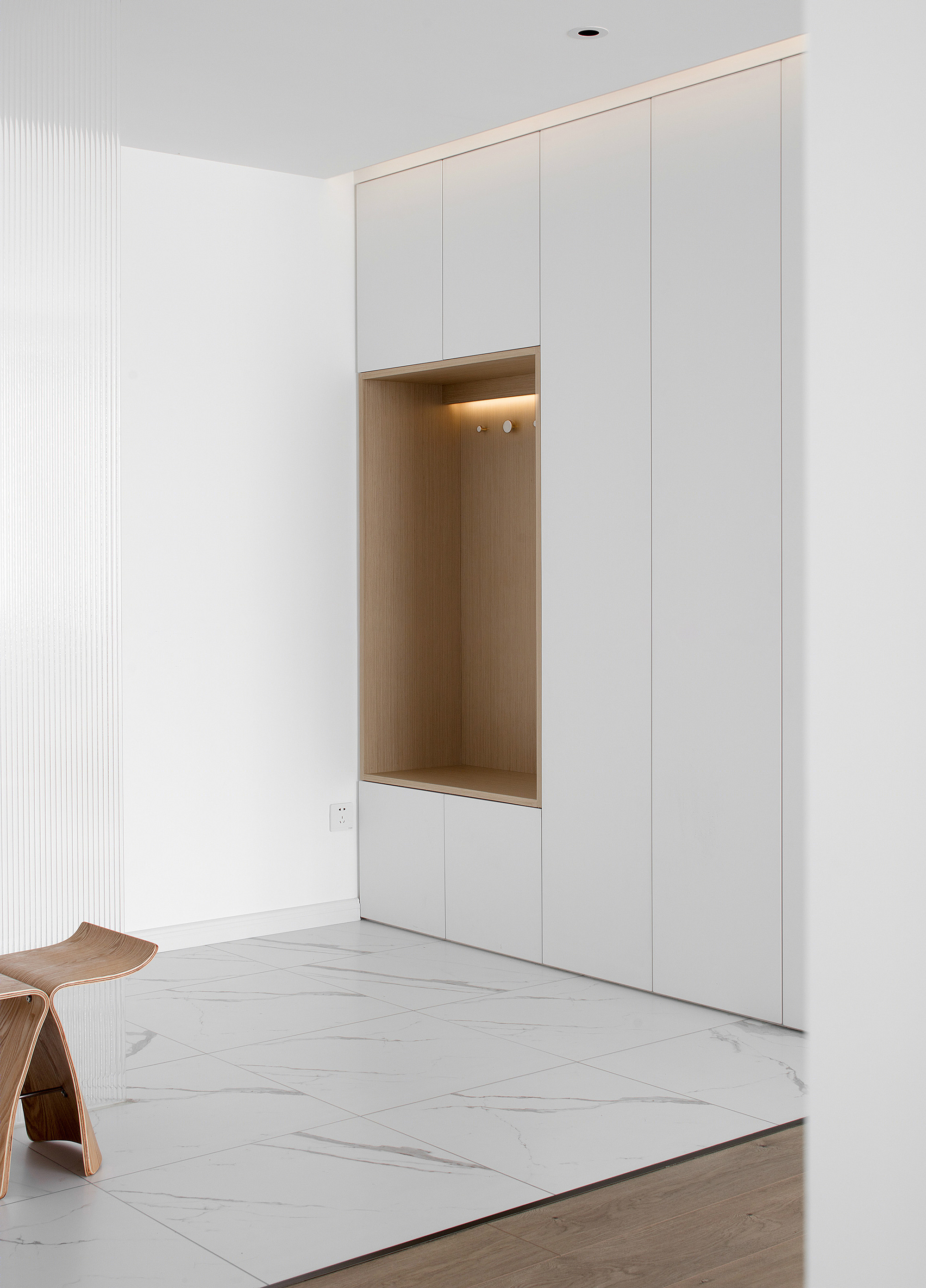 婚房翻新，2000 年建筑变身清新宜居空间-9