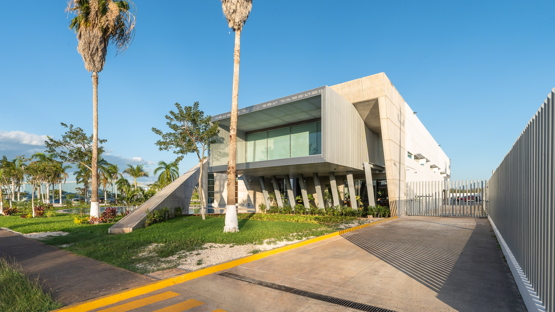 墨西哥 Bepensa 建筑室内设计-34