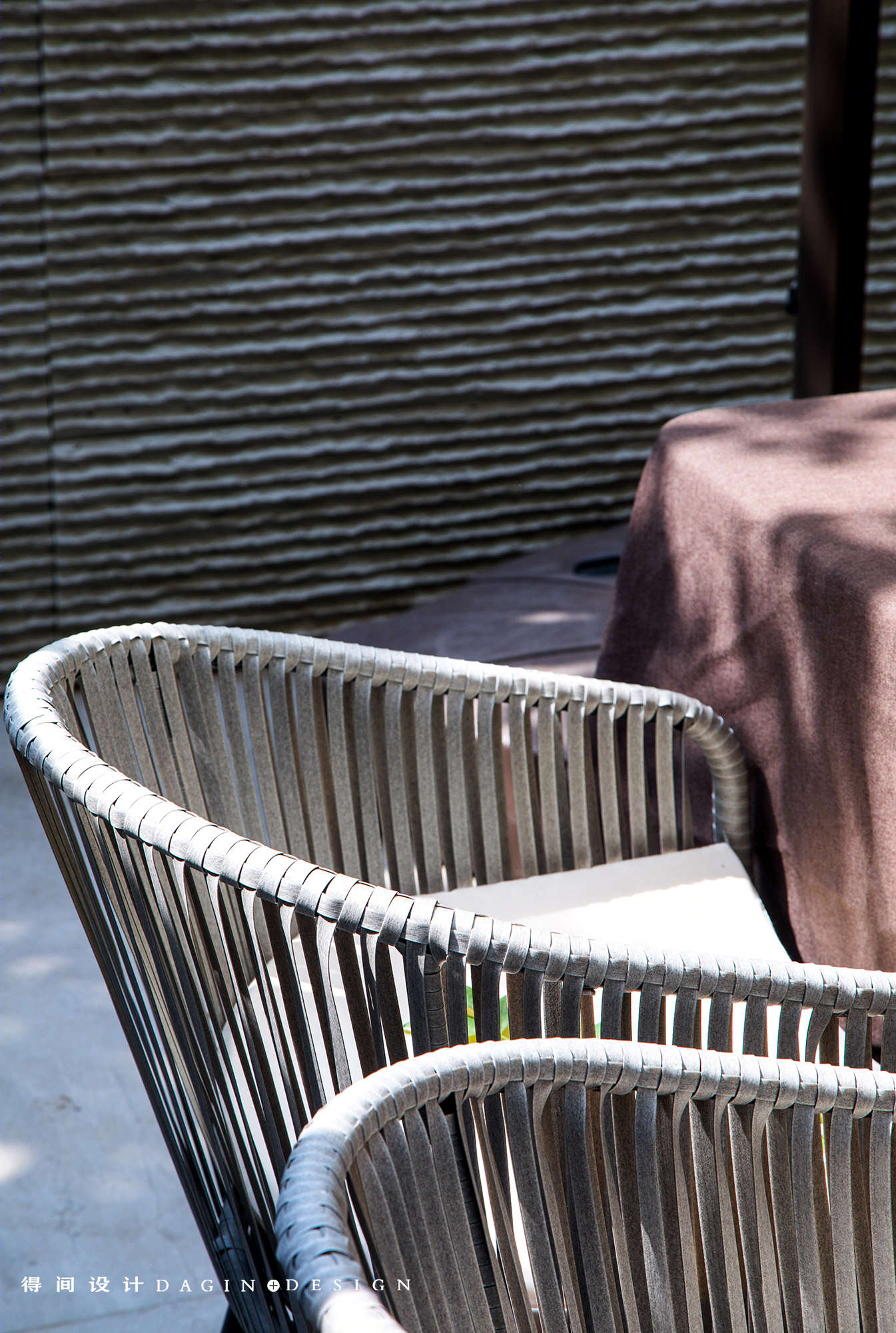 破旧二手房爆改四房：明亮大客厅2个儿童房-12