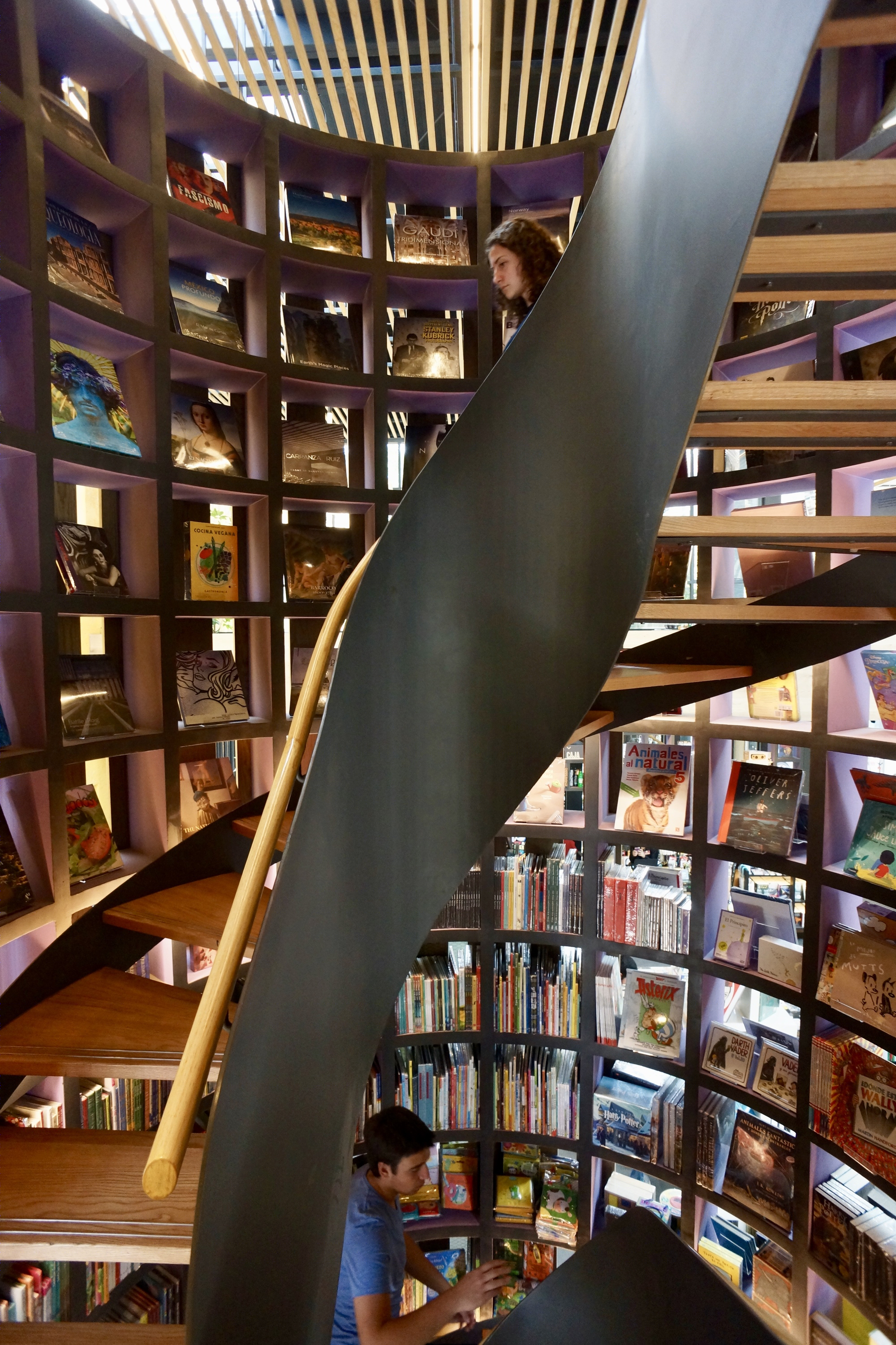 Aizenman·Arquitectura丨埃尔彭杜洛图书馆丨El Péndulo Library-5