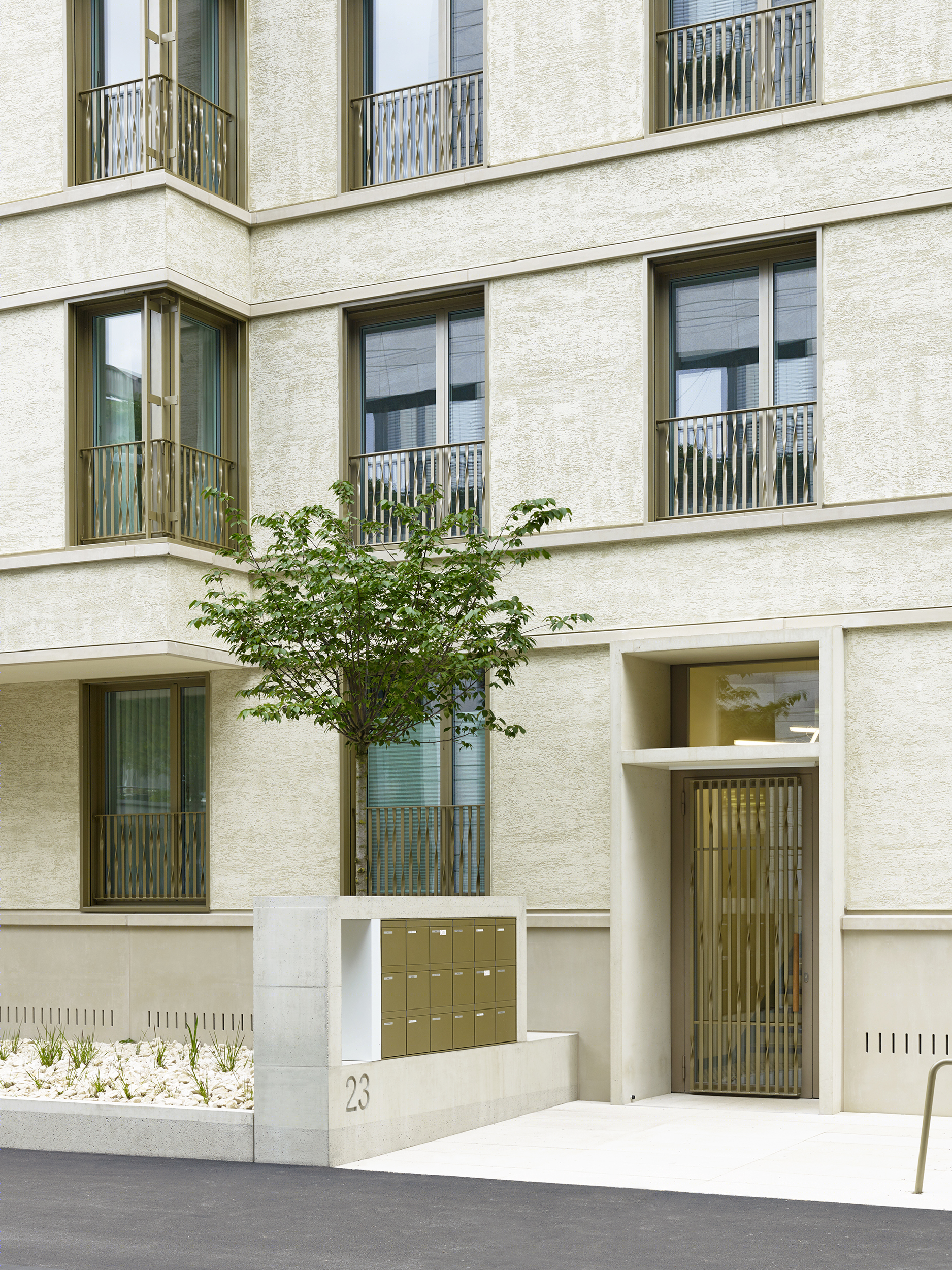 苏黎世中心地段公寓楼设计-7