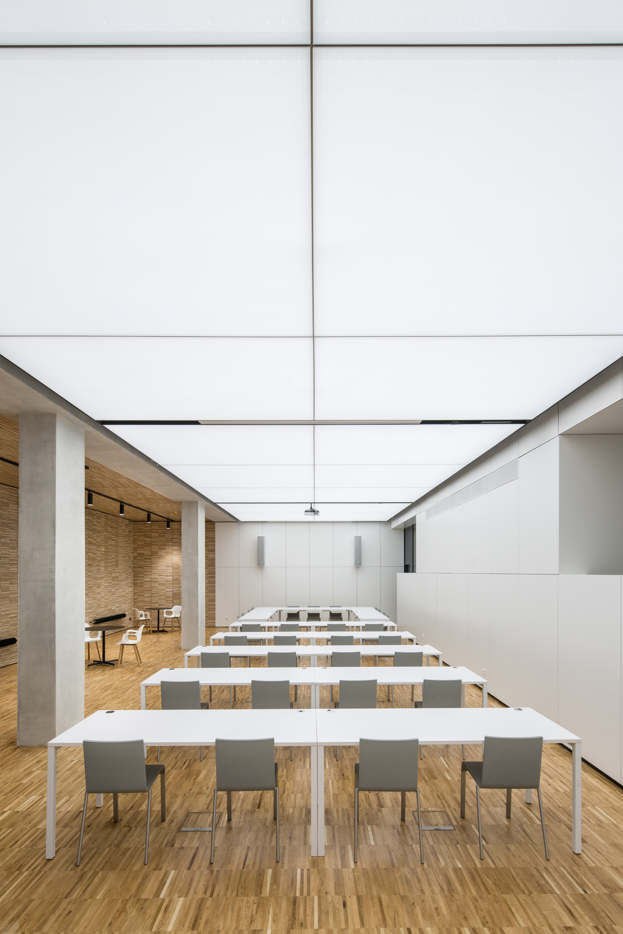 布拉格 7 新市政厅丨CzechPrague-12