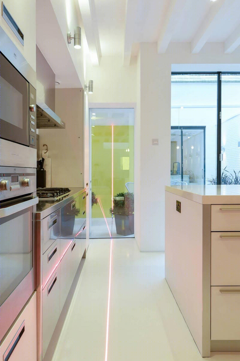 伦敦旧轮胎店变身高颜值双层公寓-16