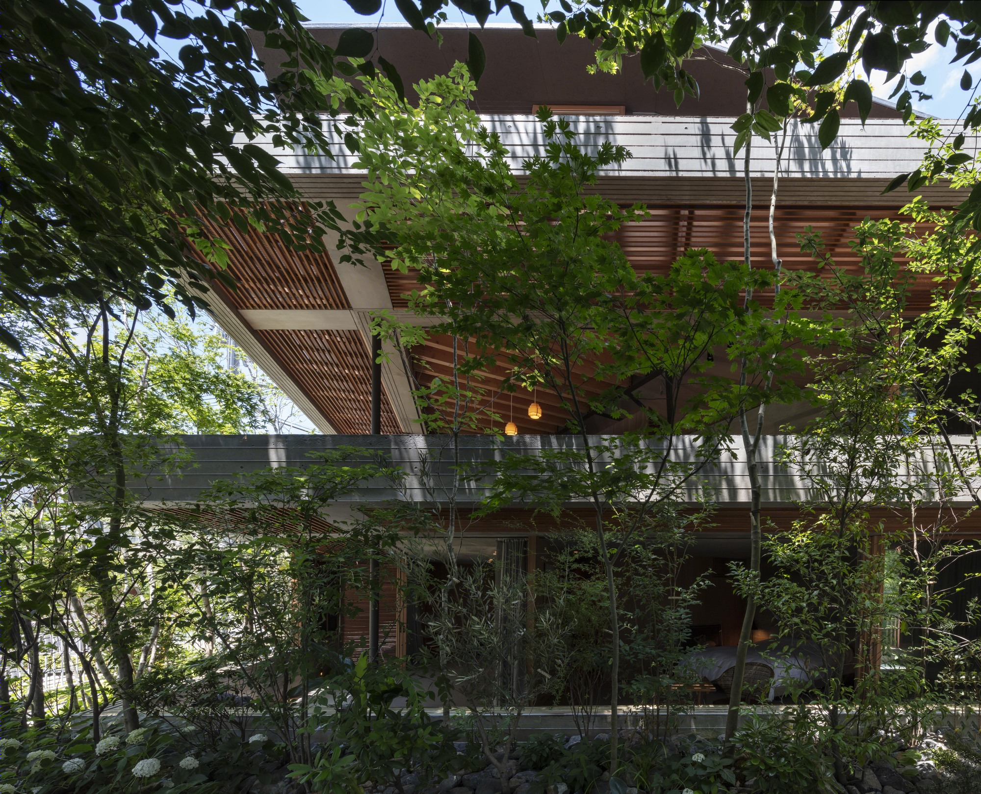 日本河景住宅——自然与建筑的和谐共生-9